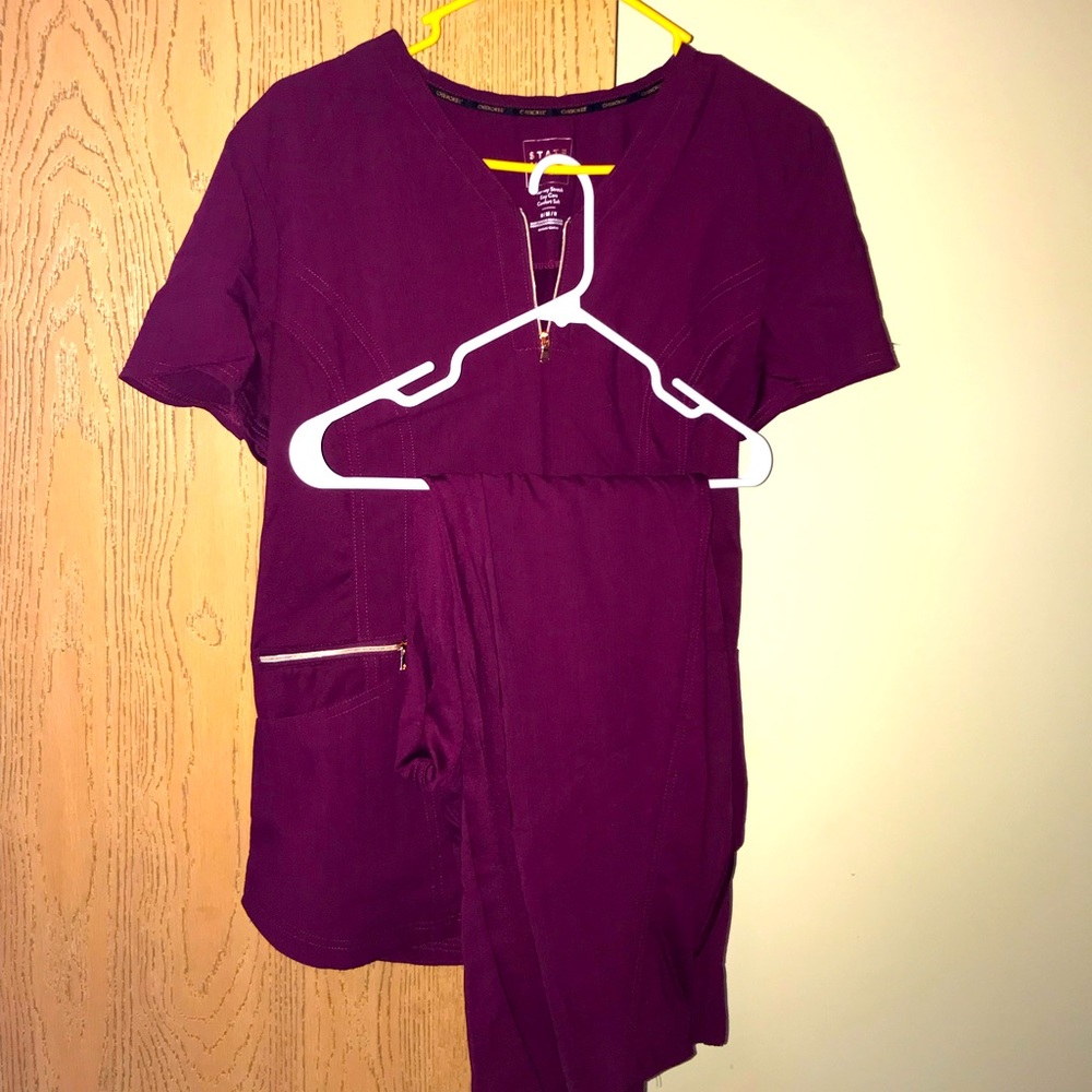 Cherokee Statement Scrubs (Wine)